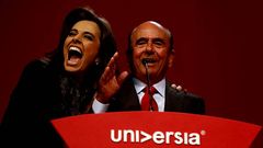 El presidente del Banco Santander, Emilio Bot�n, rebici� el premio  Asociaci�n Universitaria Iberoamericana de Posgrado.