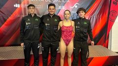 La monfortina Andrea Gud�n, con sus compa�eros y su entrenador, ayer en Lugo