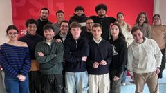 Participantes en la asamblea que forz� el relevo del l�der de las Xuventudes Socialistas en Ourense.