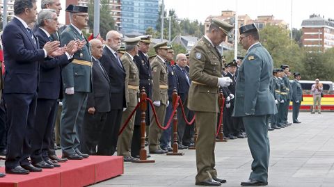 Fiesta de la Guardia Civil. Imposici�n de medallas