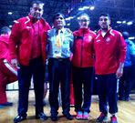 Noelia Lal�n junto a otros componentes de la expedici�n a Polonia. 