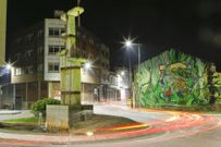 <span lang= es-es >Carballo</span>. La escultura �Artiluxio� se ti�� en Carballo. 