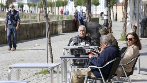Ambiente en las terrazas de Ares