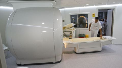 Los pacientes que siguen presentado un riesgo alto tras el an�lisis de PSA y la consulta en Urolog�a deben someterse a una resonancia magn�tica de pr�stata