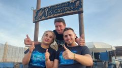 Diego Lpez, con integrantes de su equipo