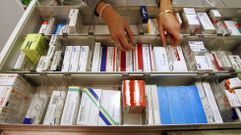 Foto de archivo de medicamentos en una farmacia.