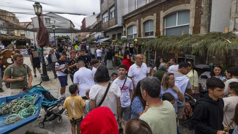 Ambiente mari&ntilde;eiro en la edici&oacute;n 2025 del Mercado de Mux&iacute;a