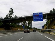 La Autov�a do Saln�s es una de las principales rutas de comunicaci�n de la comarca. 