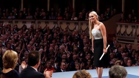 La esquiadora estadounidense Lindsey Vonn tras recibir el premio Princesa de Asturias de los deportes 2019, durante el acto que se celebra este viernes en el Teatro Campoamor de Oviedo