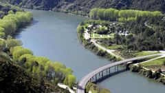 Viaducto de Augas Mestas, en cuyas proximidades se acondiciona el embarcadero