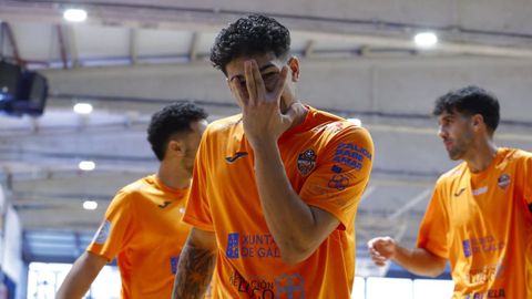 Jason Garc&iacute;a festeja un gol contra el Melistar en Vista Alegre.