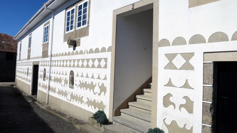 Dise�os en buen estado en una casa de Sobrecedo de Arriba