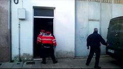 Aparecen dos ancianos muertos en una casa en R�bade por un posible escape de gas