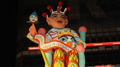 A Coru�a. Entronizaci�n del dios Momo en el Obelisco