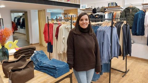 Nerea Amigo ofrece descuentos del 20% en las prendas de moda femenina y masculina que vende en Slvora