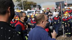 El comit� de Alcoa se dirige al personal en una asamblea