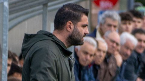 Javi Pereira est� firmando unos excelentes n�meros al frente del Coruxo.