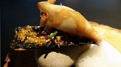 Pincho en el Bar El Medio Lleno.Pincho en el Bar El Medio Lleno