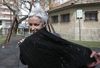 Marisa Ant�nez empez� a calcetar muy joven porque no encontraba ropa negra que le gustara. 