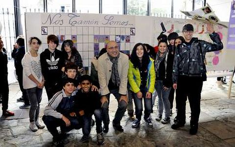 Los alumnos de Vilagarcía sumaron fuerzas para denunciar la violencia machista.