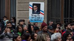 Manifestaci�n frente al palacio La Moneda para recordar el triunfo electoral de Salvador Allende el pasado 4 de septiembre.