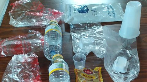 Residuos pl�sticos de un solo d�a en el hospital