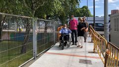 Dos nuevas rampas comunican de manera accesible el aparcamiento de Los Canap�s y la calle Guti�rrez Herrero