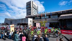 La prueba ciclista celebrada este domingo en Vigo sali� desde la praza do Rei.