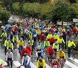 Unos 200 ciclistas realizaron la marcha reivindicativa. 