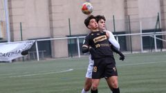 Seijo, durante o partido co Silva no que anotou un gol salvador para o Arousa por segunda semana consecutiva.
