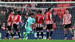 Alisson Santos festeja uno de los tantos del partido entre el Athletic y el Sporting de Lisboa.