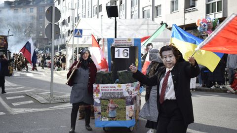 Desfile de entroido de Barbad�s por las calles de A Valenz�