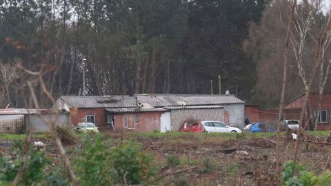 El campamento de Freixeiro, en Nar�n y ubicado en terrenos de C�ritas.