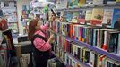 Foto de archivo de una librer�a de Ribeira.