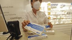 En las farmacias aseguran que la venta de test se ha disparado y en algunas despachan m�s de medio centenar al d�a.