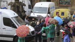 Caos en el casco hist�rico por el descontrol en el reparto de suministros a los locales