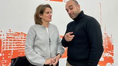Su�rez-Puerta, con la vicepresidenta tercera y ministra para la Transici�n Ecol�gica y el Reto Demogr�fico, Teresa Ribera.