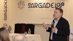 Jordi Sevilla anoche en los Foros de Debate en Ribadeo