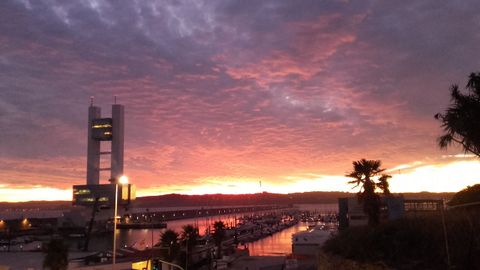 M�S AMANECERES EN A CORU�A