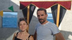 Sof�a Espi�eira y Roberto C. Mouri�o, afincados en Santiago y A Estrada respectivamente, han encontrado en el centro de emprendimiento de Vedra un lugar donde avanzar en sus proyectos teatrales y de creaci�n art�stica. En A Estaci�n terminaron de cocer su �ltimo espect�culo �Voo�, que ya se estren� y est� previsto que se represente el 24 de octubre <br />en A Estrada.