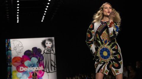 Backstage del desfile de Desigual