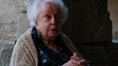 Monserrat Torrent, organista, en el a�o 2024 en la colegiata de Xunqueira de Amb�a.