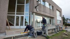 Obras en la casa de la cultura de Corvill�n