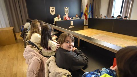 Primera sesi�n del segundo Consello da Infancia de Pontevedra, celebrado en el sal�n de plenos del Concello