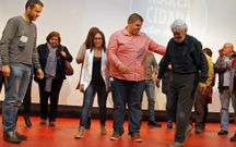 Seijas (no centro) acompa�a a Beiras ao remate do acto<span lang= es-es >. </span>