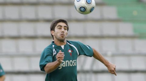 Ant�n de Vicente jug� en el Racing de Ferrol en la liga 2009/10