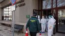 Las trabajadoras de la residencia San Carlos piden ayuda