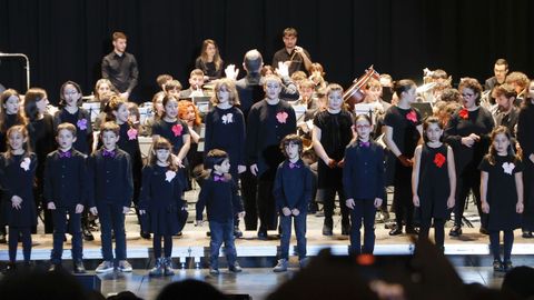 La Filarmnica, la banda infantil y el coro infantil se subieron al escenario del Auditorio este sbado