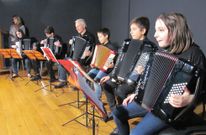 El grupo de acordeones del conservatorio de Viveiro, en Alfoz.