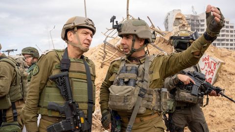  El jefe de la Direcci�n de Inteligencia, Aharon Haliva (izquierda).